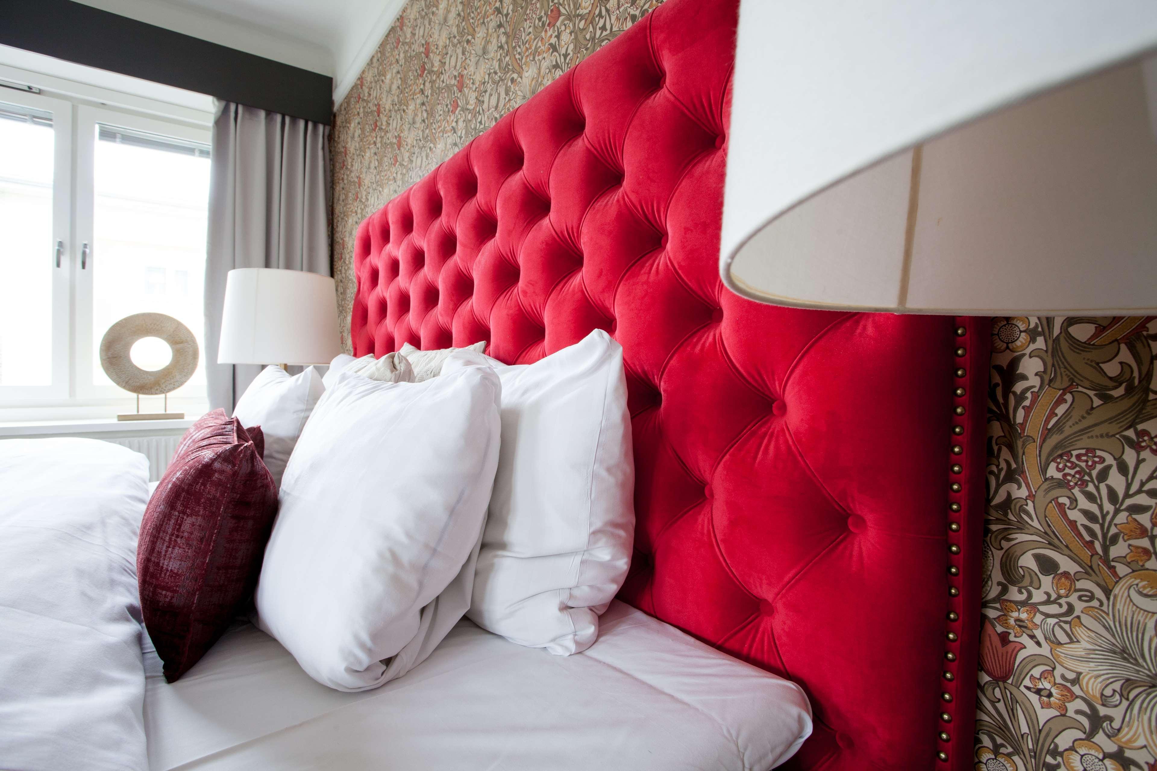 Best Western The Inn & Suites Pacific Grove Exteriör bild