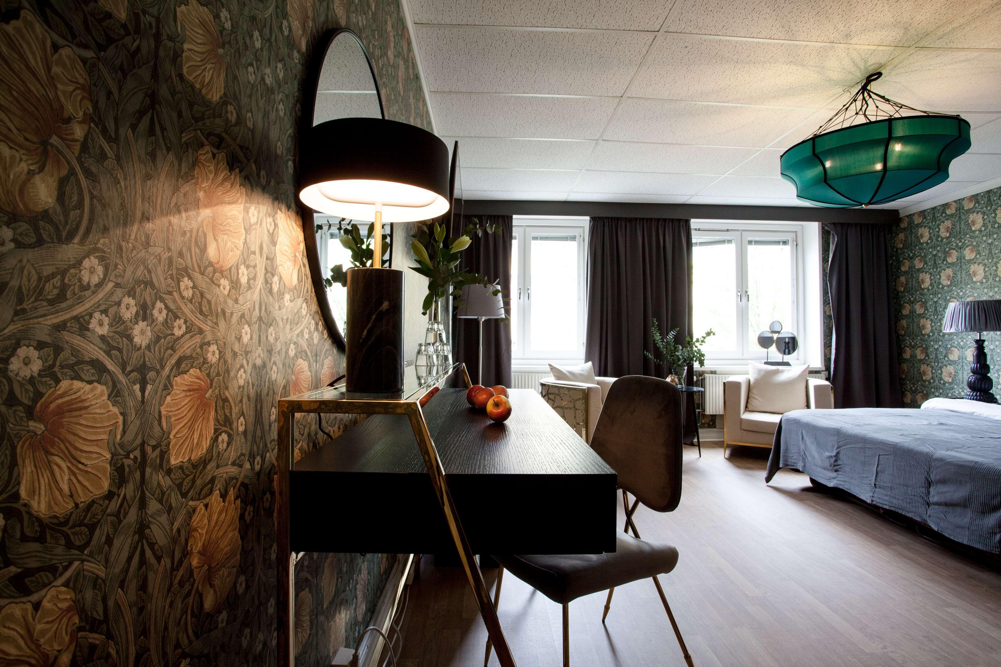 Best Western The Inn & Suites Pacific Grove Exteriör bild