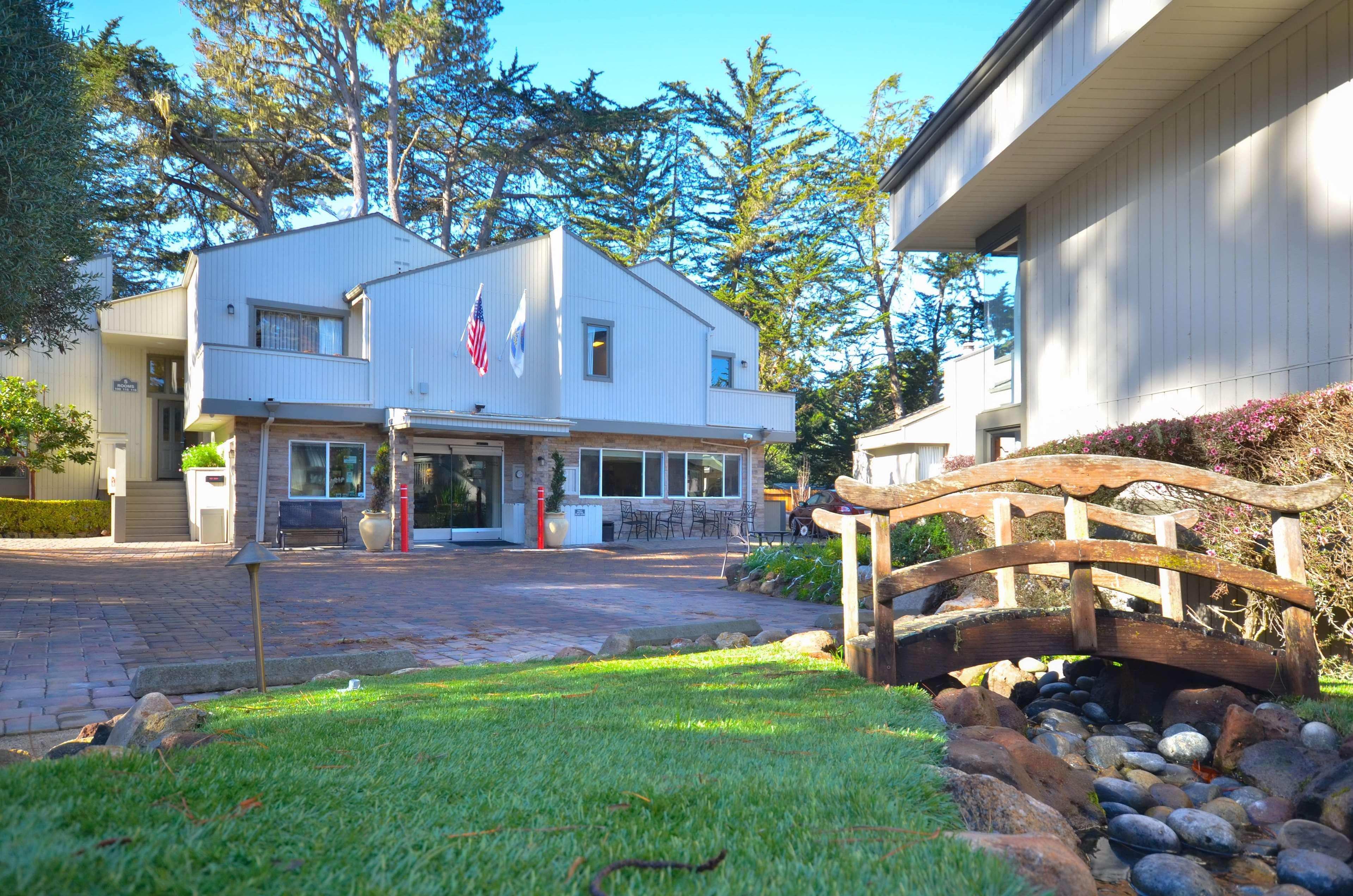 Best Western The Inn & Suites Pacific Grove Exteriör bild