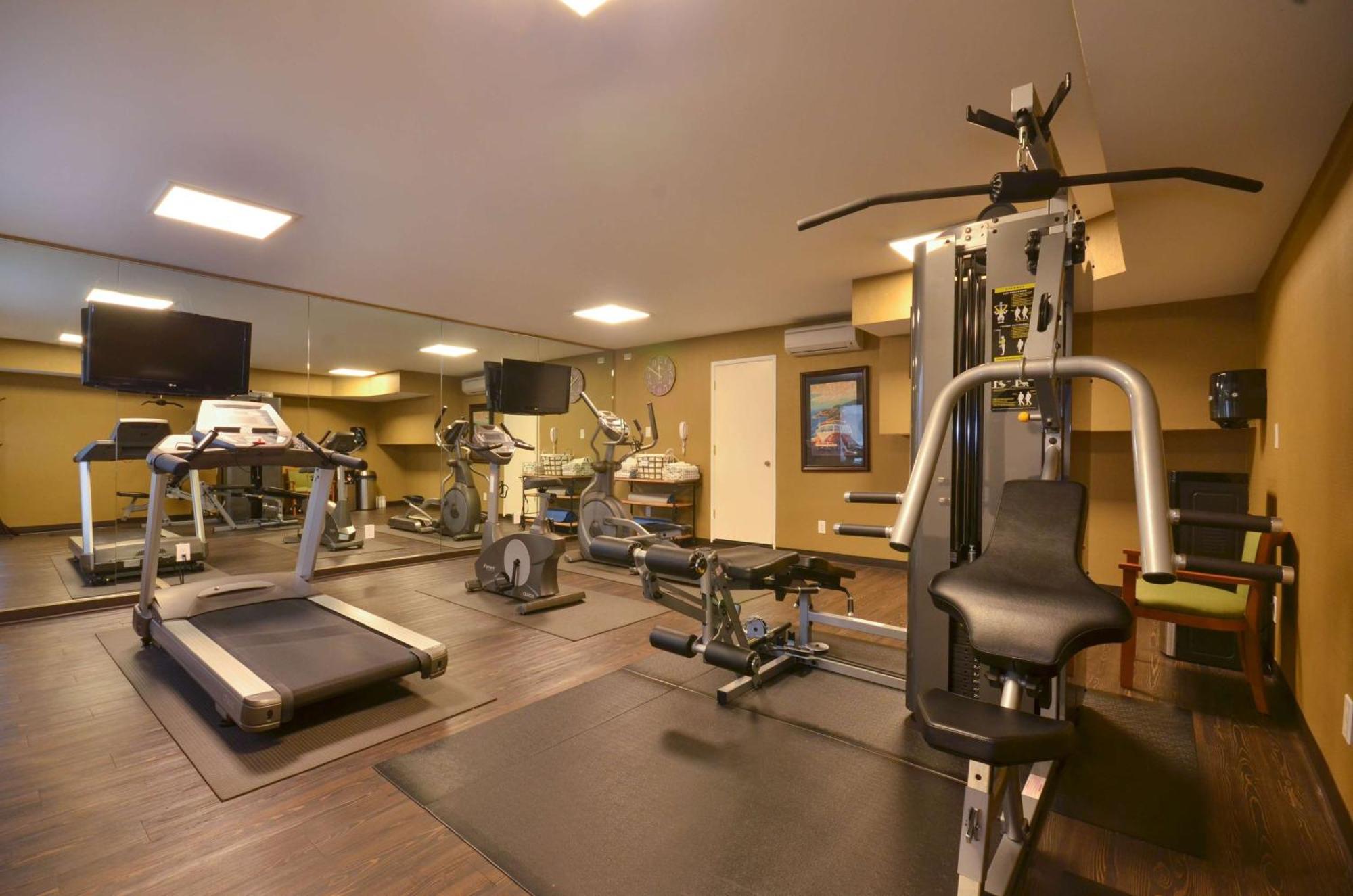 Best Western The Inn & Suites Pacific Grove Exteriör bild